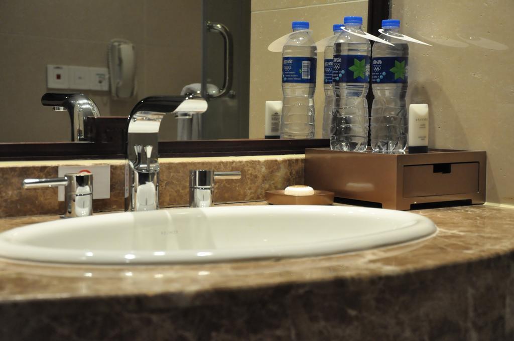 Vienna International Hotel Suzhou University Town מראה חיצוני תמונה